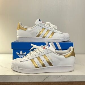 Men’s adidas SUPERSTAR, Size 11 1/2, White/Gold
